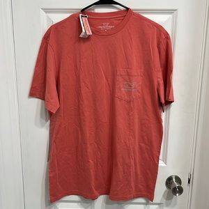 Brand new with tags mens Vineyard Vines T-Shirt